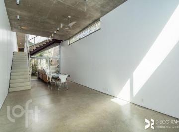 https:__pui.loft.com.br_listings_cda9dd97-a7fc-4f9c-a81a-246d2fd67675_photos_9f161a15?preset=desktop · Casa à venda em Menino Deus com 240 m², 2 quartos, 3 vagas