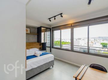 https:__pui.loft.com.br_listings_1d86102f-6ce5-4408-9b28-aeaf18fd22a3_photos_1da68618?preset=desktop · Apartamento à venda em Cidade Baixa com 24 m², 1 quarto