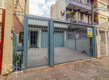https:__pui.loft.com.br_listings_818d3281-4829-4684-9f21-63b9b52b8ca3_photos_217f371c?preset=desktop · Casa à venda em Cidade Baixa com 100 m², 3 quartos, 1 suíte, 1 vaga