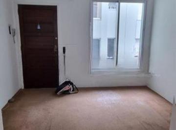 https:__pui.loft.com.br_listings_83ac6cd4-3313-44b5-8323-6a368ab8b94f_photos_a5b63d27?preset=desktop · Apartamento à venda em Cavalhada com 39 m², 1 quarto