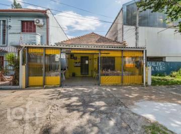 https:__pui.loft.com.br_listings_49200e31-65e0-4db8-bfd1-d4dc9e517848_photos_57ebd218?preset=desktop · Casa à venda em Navegantes com 150 m², 3 quartos, 2 vagas