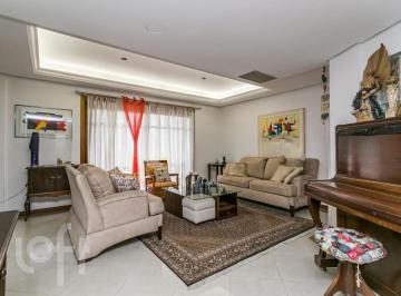 https:__pui.loft.com.br_listings_503a744b-b723-4385-8eda-067e3f819877_photos_569be144?preset=desktop · Casa à venda em Petrópolis com 417 m², 4 quartos, 1 suíte, 4 vagas