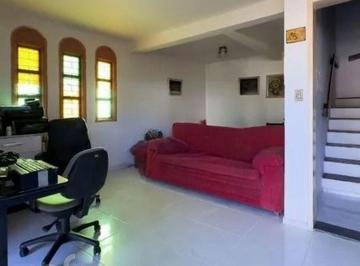https:__pui.loft.com.br_listings_4cec789c-8e2d-4e26-8277-1243169720d8_photos_964a4d5a?preset=desktop · Casa à venda em São José com 236 m², 3 quartos, 3 vagas