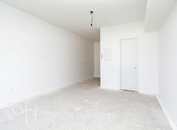 https:__pui.loft.com.br_listings_5750f534-5530-4ca1-a34c-b46a398bd795_photos_f08ac891?preset=desktop · Apartamento à venda em Glória com 38 m², 1 quarto, 1 vaga