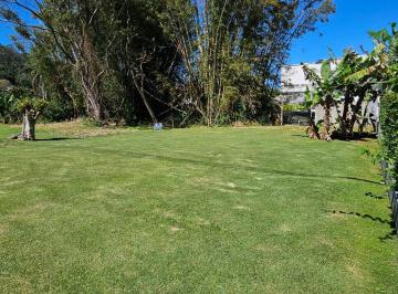 a18871bd75e24a2f9b3b2d82e9a7b8ff2ec2e51c · Terreno em condomínio fechado em Florianópolis