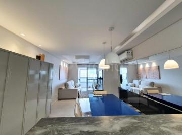 8 · Apartamento de 82m² com 3 quartos sendo 1 suíte no bairro Canto