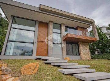 711288_ip584DjjO1QzURawm6_71128868c76f8373ca9.jpg · Casa de Alto Padrão no Alphaville Gramado - 4 Suítes e Vista Exclusiva