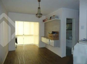 01 · Apartamento de 1 Quarto  com Sacada Reformado