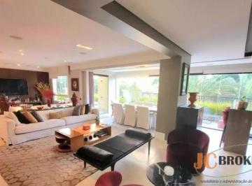 Apartamento · 246m² · 4 Quartos · 4 Vagas · Apartamento tipo garden com 246m² de área útil, 4 suítes, 4 vagas