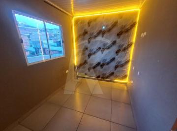 Casa · 35m² · 1 Quarto · Casa com 1 quarto, cozinha e banheiro na Vila Ede.