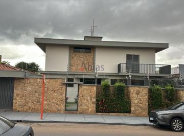 Casa · 696m² · 6 Quartos · 6 Vagas · -  Aluga residencial e comercial. Casa Sobrado em Centro  -  São Carlos