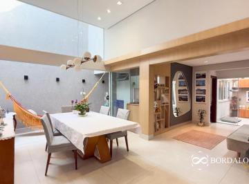 152100_e5d278a0-0f88-4787-9fe5-8bd6fc8f2223_2x.jpg · QE 32 - Casa Terréa de Alto Padrão com 2 Suites Reformada Aceita Financiamento Guará 2