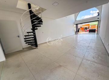 Comercial · 65m² · Ponto Comercial próximo à Av. Bernardo Sayão