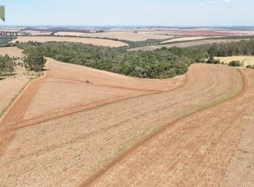 Rural · 1815000m² · 2 Quartos · 1 Vaga · Fazenda a venda em São Miguel Arcanjo SP
