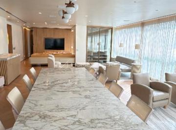 1 · Apartamento com 3 suítes e 3 vagas próximo ao Ibirapuera!