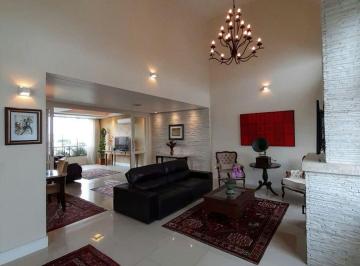 https:__pui.loft.com.br_listings_eb702434-14b9-4df6-8efc-a2a4487d9b9d_photos_df9f3e43?preset=desktop · Casa à venda em Vila Ipiranga com 500 m², 3 quartos, 3 suítes, 8 vagas