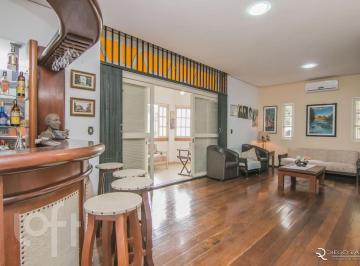 https:__pui.loft.com.br_listings_8ae3d151-7d8f-4355-9a03-1ef200fb41f8_photos_fab812cd?preset=desktop · Casa à venda em Camaquã com 138 m², 4 quartos, 1 suíte, 4 vagas