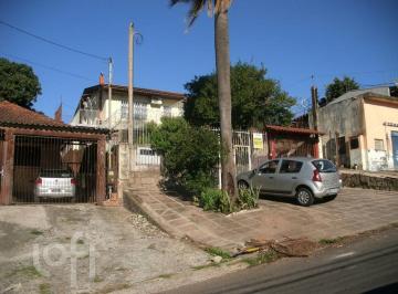 https:__pui.loft.com.br_listings_73b828b4-b004-4000-9601-94f9dfb3ce9a_photos_99fbba9f?preset=desktop · Casa à venda em Cavalhada com 310 m², 3 quartos, 1 suíte, 4 vagas