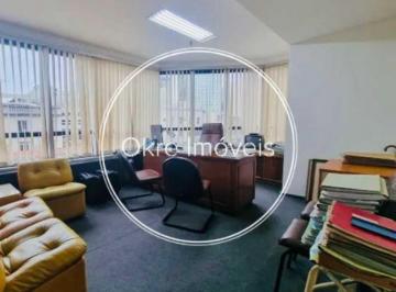 Comercial · 135m² · Sala :  / Comercial / Centro