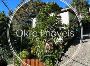 Casa · 260m² · 4 Quartos · 2 Vagas · Casa em Condomínio : Triplex / Residencial / São Conrado
