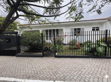 Casa · 180m² · 3 Quartos · 5 Vagas · CASA 180M A 50M DA MANDACARU