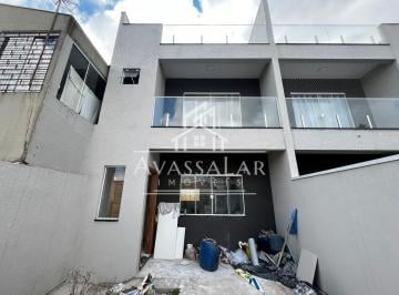 Casa · 119m² · 3 Quartos · 2 Vagas · Triplex com terraço, 3 dormitórios, no bairro Sitio Cercado, Curitiba - PR