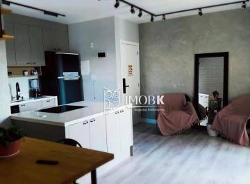 a574dcd3bc5f1ef0f747a309de73d53c8cb5cecb · Apartamento de 72 m² no Fatto Torres de São José com sala estendida e sacada com Sol da Manhã