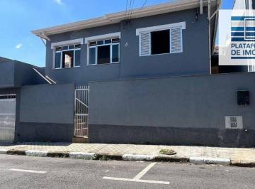 d6258e51776fb37d18a2b5bf6d2618f32e51c2ad · Casa com 4 dormitórios, 300 m² - venda por R$ 900.000,00 ou aluguel por R$ 4.000,00/mês - Centro - B