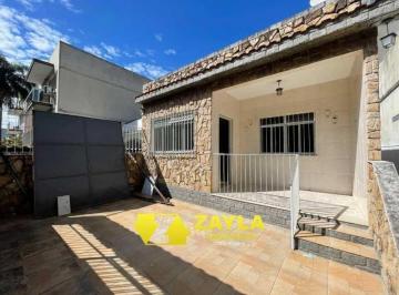 Casa · 256m² · 4 Quartos · 2 Vagas · Terreno com 2 casas mais salão á venda - Irajá Rj