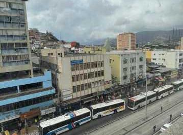 Apartamento · 52m² · 1 Quarto · APARTAMENTO 1 QUARTO COM PORTEIRO E ELEVADOR EM MADUREIRA RJ