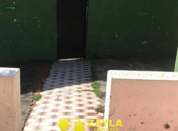 Casa · 200m² · 2 Quartos · 3 Vagas · casa linear 2 quartos 3 vagas de garagem á venda - Vista Alegre Rj