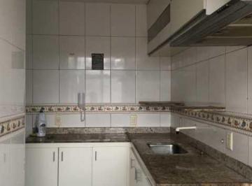 Apartamento · 65m² · 2 Quartos · 1 Vaga · Apartamento 2 quartos vaga na garagem à venda no Edifício Viviane - Cordovil, RJ