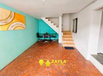 Casa · 65m² · 3 Quartos · 1 Vaga · Casa 3 quartos vaga de garagem terraço á venda em Irajá Rj