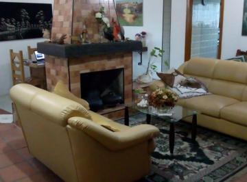 Rural de 2 quartos, Embu-Guaçu · VENDO CHÁCARA IMPERDÍVEL NO EMBU GUAÇU – 1.400m² COM ESCRITURA ( 6239 )