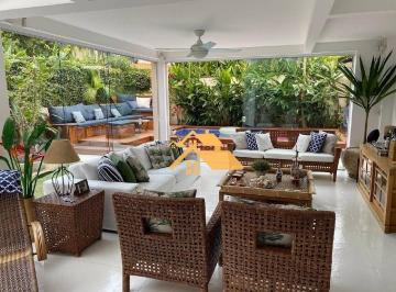93068c77bbf7b2dda9c6fe9d884af25cee955d98 · Sofisticação na Praia da Baleia | Casa com 5 Suítes, Piscina Privativa e Escritura Definitiva