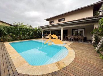 07a89c2382c5e8b74d963c53d28e222c53140947 · Casa Exclusiva a 150m da Praia em Barra do Una: 6 Dormitórios, Piscina e Amplo Terreno