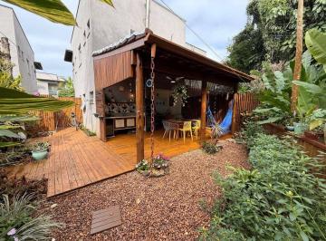 fb642606d01fff42b99f28bbd51dc18a62be018b · Casa Completa e Reformada em Condomínio – 3 dormitórios - Imperdível! Barra do Una-SP