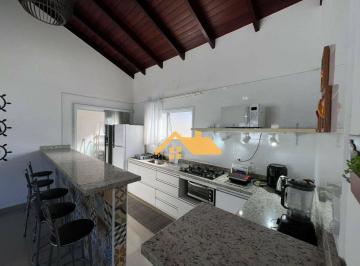 342a12c8f813b85d7b6a8cbc54ff9f035456f896 · Casa Sobreposta em Juquehy | 2 Dormitórios | 1 Suíte | 3 Vagas | 300m da Praia | Centro Comercial |