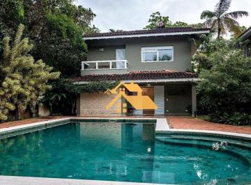 be6354ccd81358cff31855860bfac73a0967e67b · Casa de Alto Padrão para Temporada em Juquehy – 6 Suítes, Piscina, Jacuzzi, Sauna e 5 Vagas, Acomoda