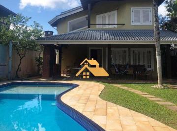 0acae512eda69b9dddbf7b1a65d652a3c3ee628f · Sobrado com 3 Suítes, 300 m², Piscina e 3 Vagas – Ampla Área Social – São Sebastião/SP