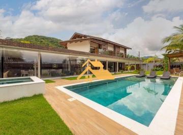 5a81cc0867f68472bf794cc679bdd1ee9abad9e9 · VENDA E LOCACÃO DE TEMPORADA)    Casa de Alto Padrão para locação de temporada! Localizada a apenas 