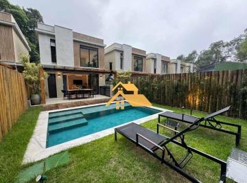 44425375c7ffb4d0a6e07de209968c0403a11897 · Casa Nova em Condomínio em Juquehy | 4 Suítes + 5ª Reversível | Piscina Privativa | 400m da Praia | 
