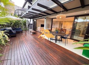 e7906213efa30b105977e831643aae20571ebdeb · Casa à Venda no Condomínio Quinta de Juquehy – 3 Suítes, Varanda Gourmet com Deck, 3 Vagas e Lazer C