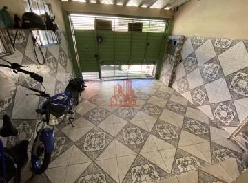 Casa · 130m² · 5 Quartos · 1 Vaga · Conjunto com 3 Casas à Venda no Jardim Leonor – Cotia/SP