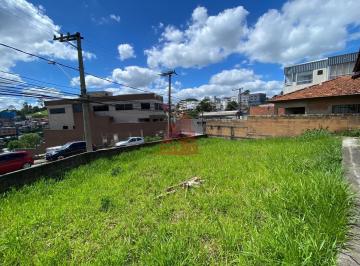 Terreno · 367m² · 3 Quartos · 2 Vagas · Dois Lotes à Venda no Centro de Cotia