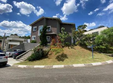 Casa · 223m² · 4 Quartos · 3 Vagas · Casa à Venda no Condomínio Vila Rica