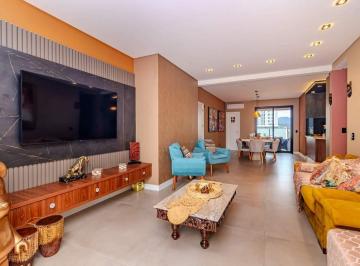 Apartamento · 300m² · 4 Quartos · 5 Vagas · Apartamento Diferenciado à venda no Centro de Balneário Camboriú