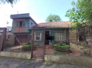 Casa · 149m² · 3 Quartos · 2 Vagas · Casa em Petrópolis