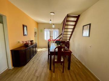 Casa · 180m² · 4 Quartos · 3 Vagas · Casa em Ingleses do Rio Vermelho, Florianópolis/SC de 180m² 4 quartos à venda por R$ 690.000,00