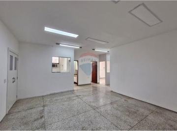 Comercial · 154m² · 4 Vagas · Sala Comercial e 2 banheiros para Alugar, 250 m² por R$ 8.300,00 /Mês - Vinhedo